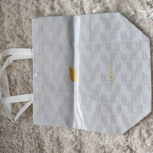 NWOT Fabletics reusable tote bag - Picture 2 of 2